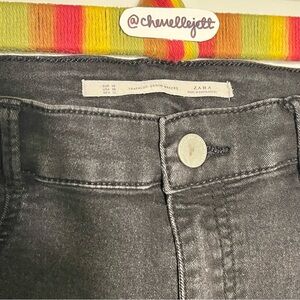 ZARA Women’s Black Skinny Jeans